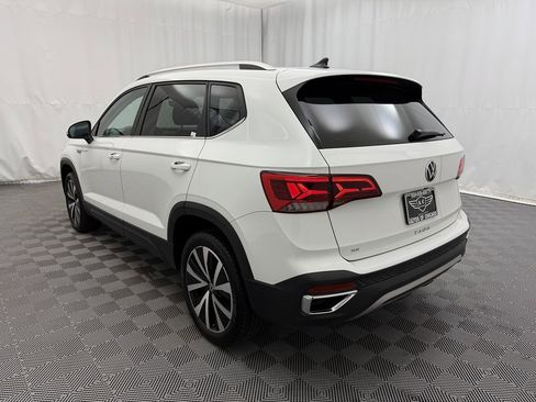 Used 2024 Volkswagen Taos SE image 5