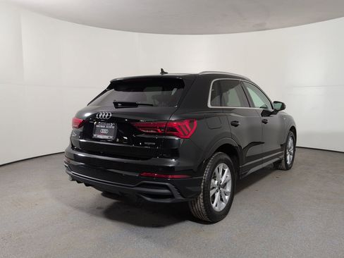 Used 2024 Audi Q3 2.0T Premium Plus image 6