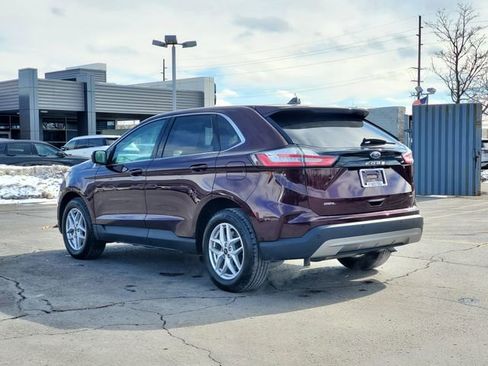 Used 2023 Ford Edge SEL image 4