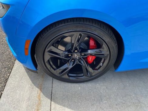 Used 2023 Chevrolet Camaro LT w/ RS Package image 12