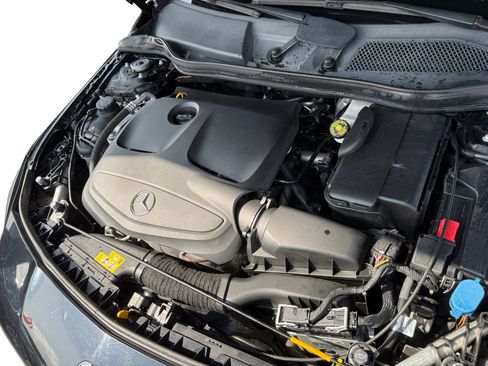 Used 2019 Mercedes-Benz CLA 250 image 12