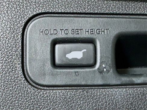 Certified 2023 Honda Odyssey Touring image 12