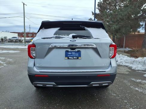 Certified 2024 Ford Explorer XLT w/ Equipment Group 202A image 7