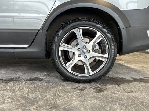 Used 2013 Volvo XC70 T6 Premier Plus image 45