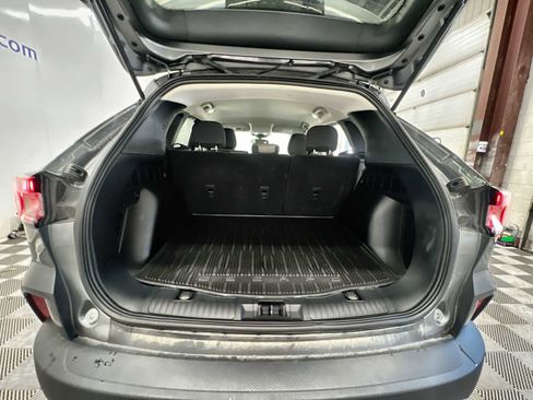 Used 2022 Ford Escape SE w/ Cold Weather Package image 19