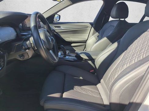 Used 2023 BMW 530i w/ M Sport Package image 13