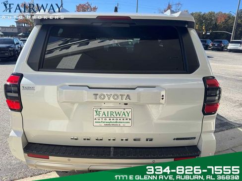 Used 2025 Toyota 4Runner Limited image 7