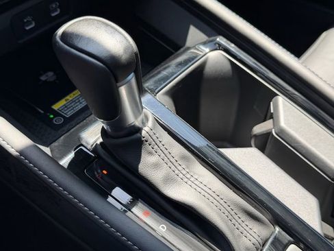 Used 2024 Honda Accord Touring image 29