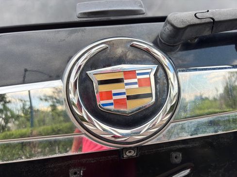 Used 2013 Cadillac Escalade ESV Platinum AWD/4WD image 11