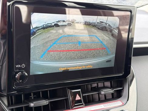 Used 2026 Toyota Corolla LE FWD image 22