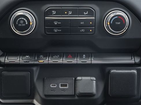 Used 2023 Chevrolet Silverado 1500 Custom AWD/4WD image 29