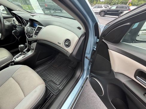 Used 2012 Chevrolet Cruze Eco image 21