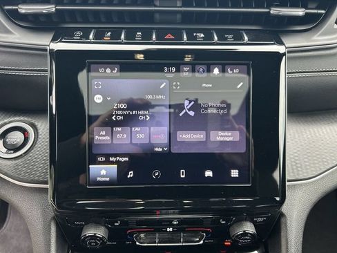 Used 2023 Jeep Grand Cherokee L Laredo AWD/4WD image 20