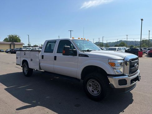 Used 2016 Ford F350 XL w/ Power Equipment Group AWD/4WD image 3