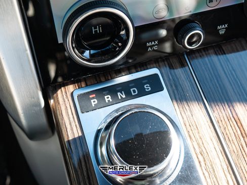 Used 2019 Land Rover Range Rover Supercharged image 35