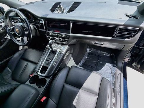 Used 2019 Porsche Macan AWD/4WD image 14