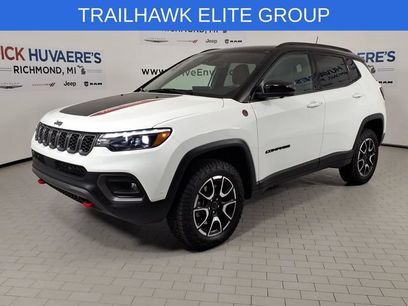 Used 2025 Jeep Compass Trailhawk w/ Trailhawk Elite Group
