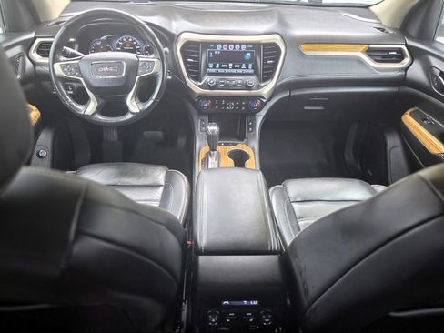 Used 2017 GMC Acadia Denali w/ Technology Package AWD/4WD image 24