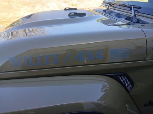 New 2026 Jeep Gladiator Willys image 33