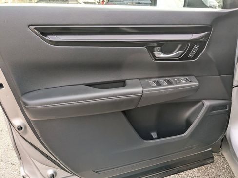 Used 2025 Honda CR-V EX-L image 13