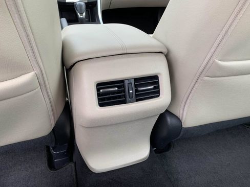 Used 2015 Honda Accord EX-L image 38