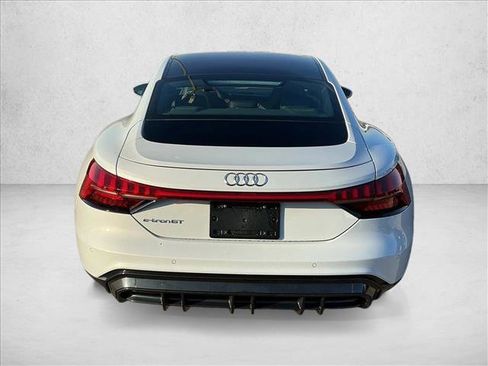 Used 2023 Audi e-tron GT Premium Plus image 6