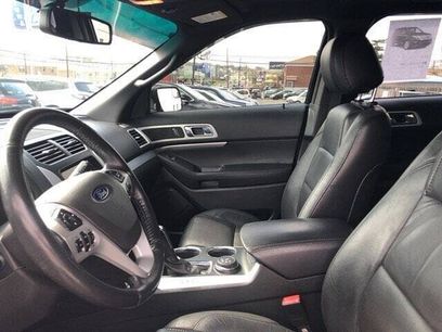 Used 2014 Ford Explorer XLT w/ Equipment Group 202A