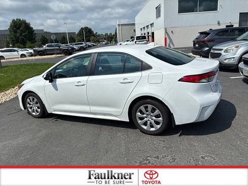 Certified 2025 Toyota Corolla LE FWD image 14