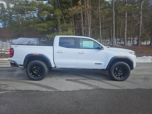 New 2026 GMC Canyon Elevation w/ Convenience Package image 6