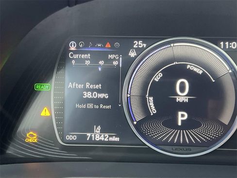 Used 2019 Lexus ES 300h w/ Luxury Package image 20