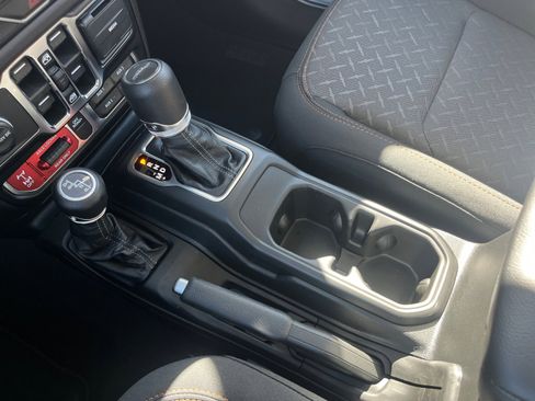 New 2026 Jeep Gladiator Mojave image 24