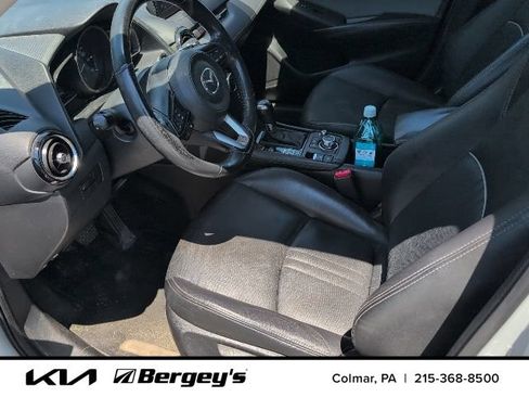 Used 2019 MAZDA CX-3 Touring AWD/4WD image 3