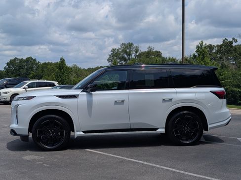 Used 2026 INFINITI QX80 4WD w/ Sport Exterior Package image 6