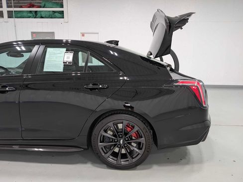 Certified 2024 Cadillac CT4 V Blackwing w/ Carbon Fiber 1 Package image 11