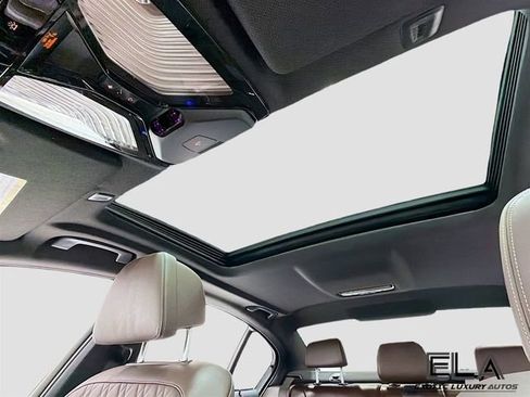 Used 2018 BMW 540i image 24