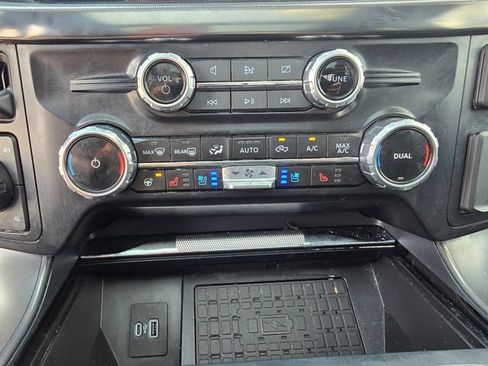 Used 2024 Ford F150 Lariat w/ Equipment Group 502A High AWD/4WD image 23