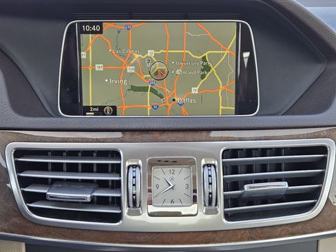 Used 2016 Mercedes-Benz E 350 Sedan image 17