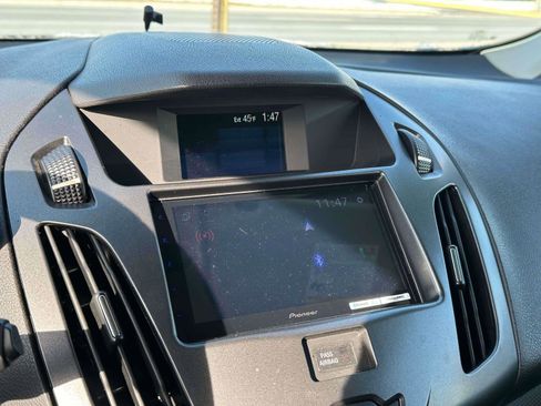 Used 2015 Ford Transit Connect XLT image 26