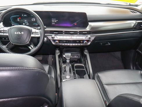 Used 2025 Kia Telluride S FWD image 11