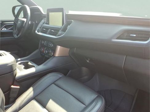 Used 2024 Chevrolet Tahoe High Country image 28