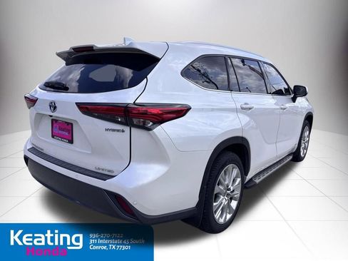 Used 2023 Toyota Highlander Limited AWD/4WD image 7