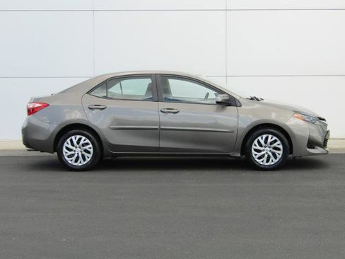 Used 2018 Toyota Corolla LE w/ Body Protection Package FWD image 3