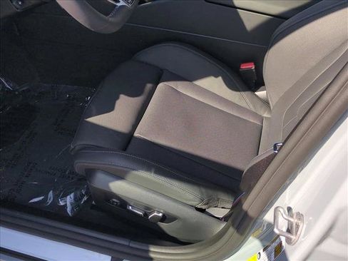 New 2026 BMW M5 w/ Carbon Package image 4