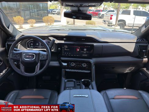 Used 2024 GMC Sierra 2500 AT4 w/ AT4 Preferred Package AWD/4WD image 33