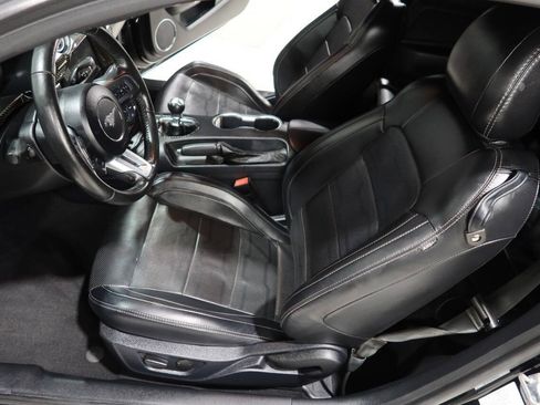Used 2020 Ford Mustang GT Premium w/ GT Performance Package RWD image 18