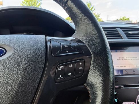 Used 2018 Ford Explorer Sport AWD/4WD image 30