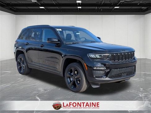 New 2025 Jeep Grand Cherokee Limited w/ Black Appearance Package image 7
