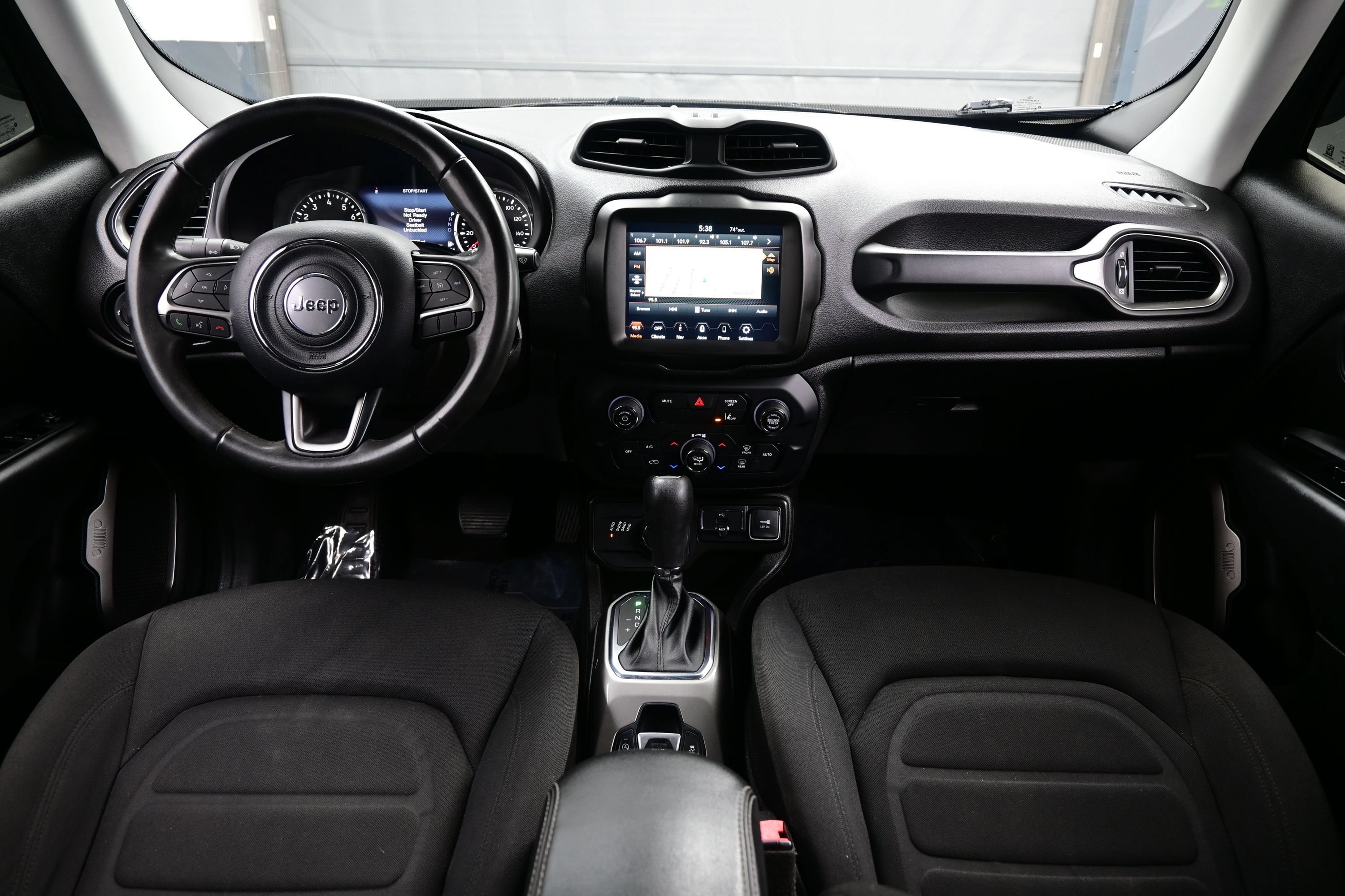 Used 2022 Jeep Renegade Latitude AWD/4WD image 16