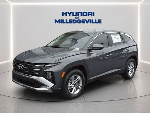 New 2026 Hyundai Tucson SE FWD image 1