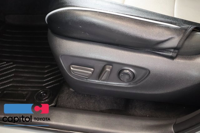 Used 2023 Toyota RAV4 XLE FWD image 13